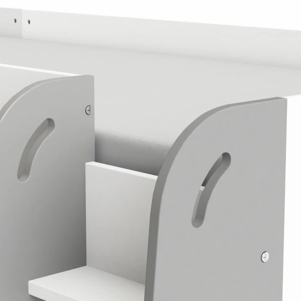 Cama alta juvenil com secretária extraível com rodas e estantes. Prática e moderna