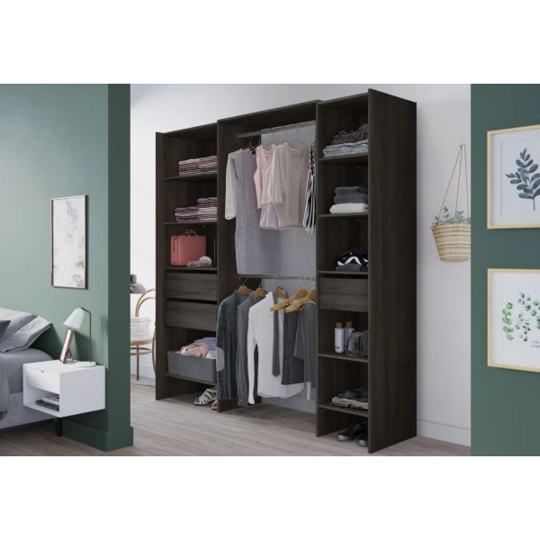 Armario aberto de 192 x 50 cm com 2 barras, 3 gavetas e 9 prateleiras. Grande capacidade de armazenamento.