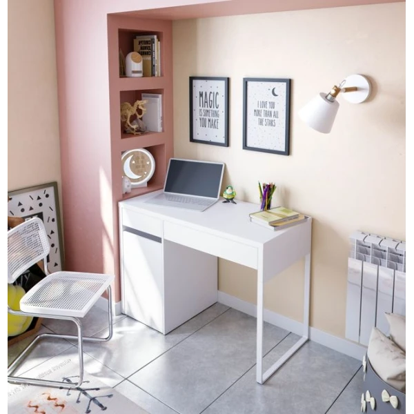 Escrivaninha Com Gavetas E Prateleira